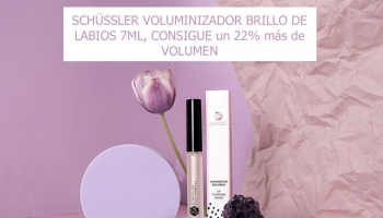 LA CIENCIA DE “AKOSKY KISS” EN EL SCHÜSSLER VOLUMINIZADOR BRILLO DE LABIOS 7ML